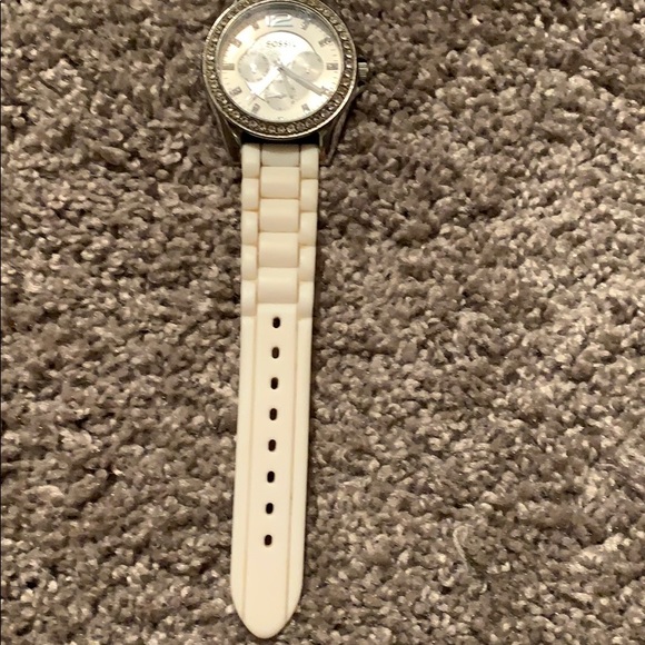 Fossil Watch - Picture 4 of 9